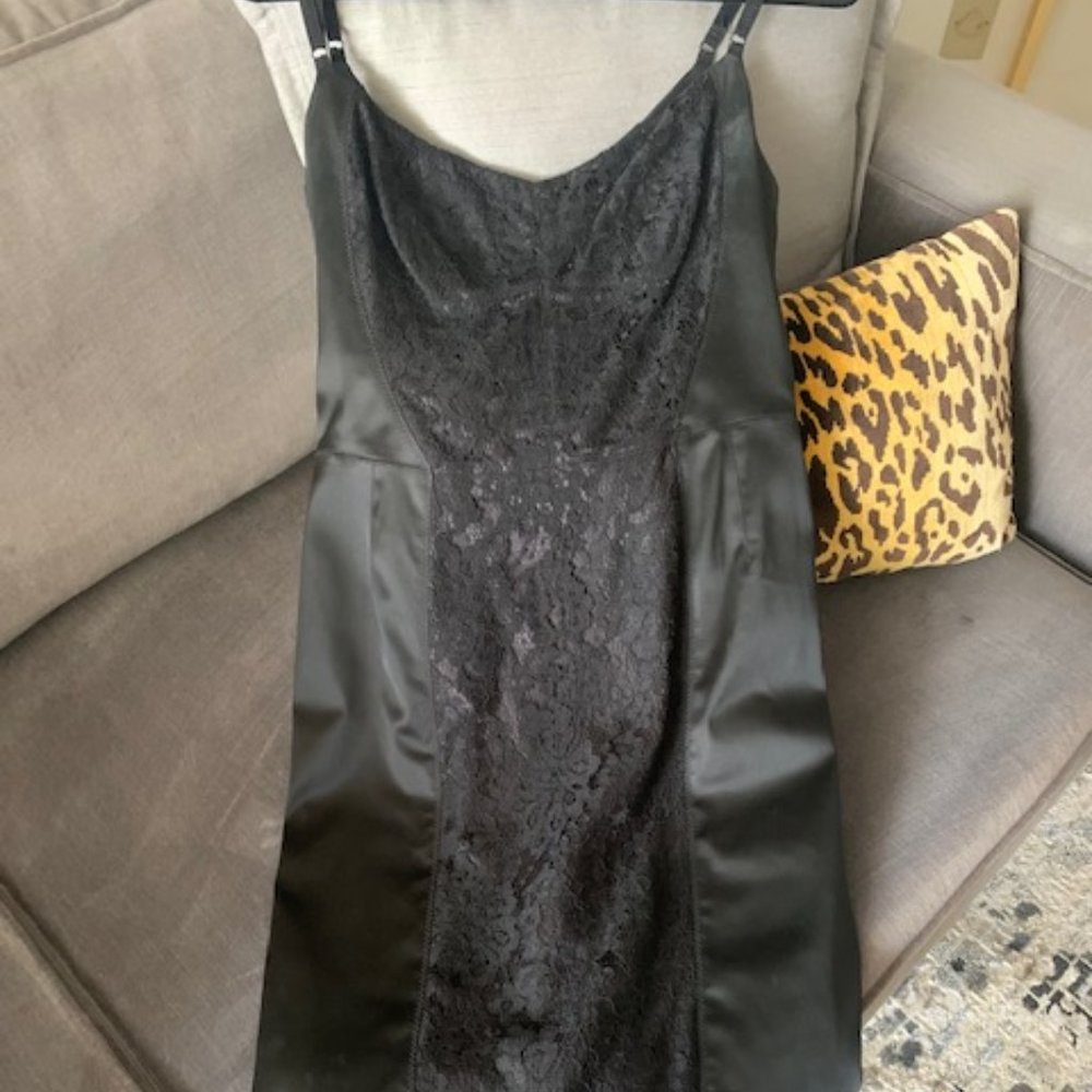 D&G Gorgeous spaghetti stripe  Midi Black Dress with Lace